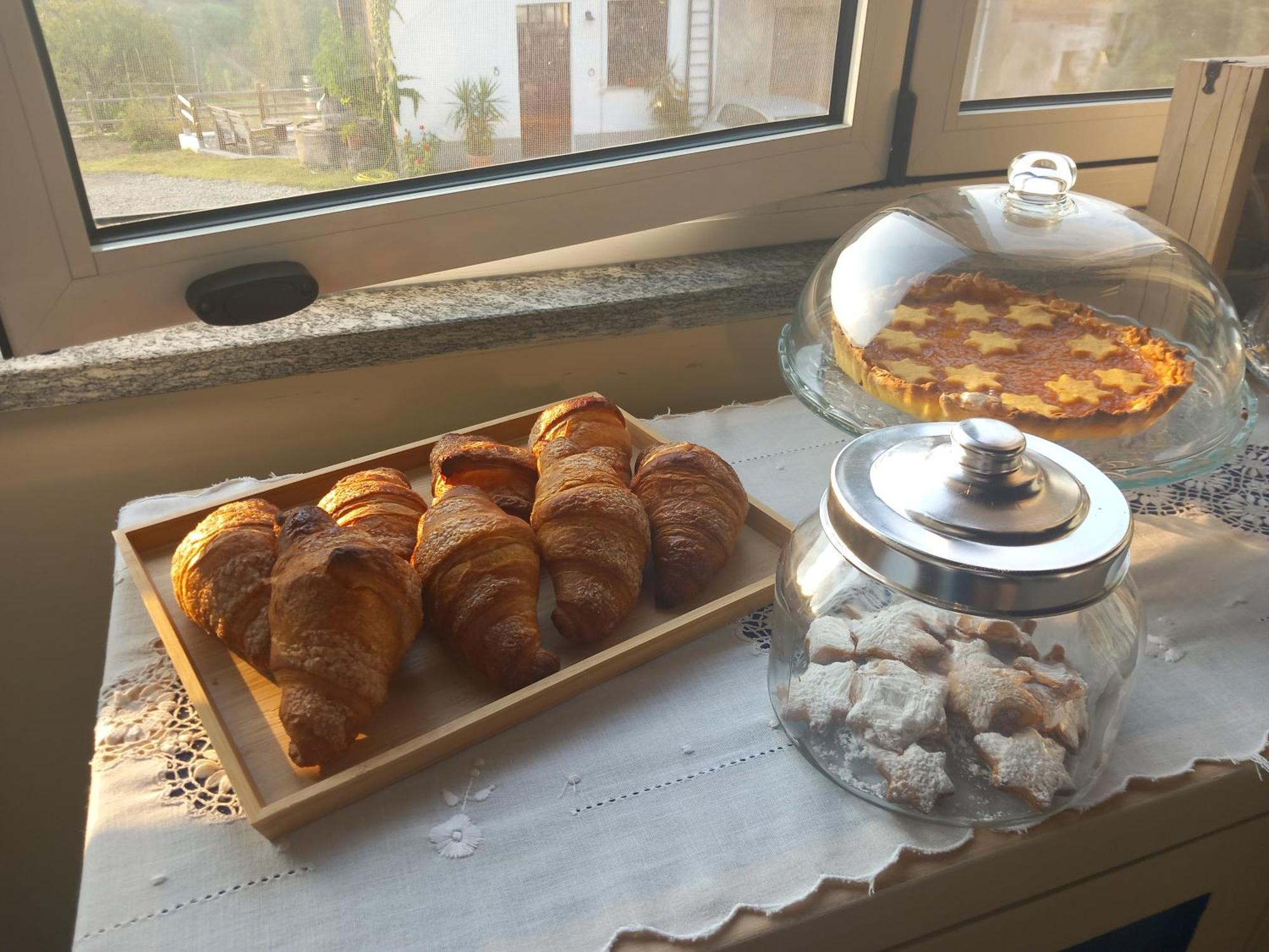 Il Cortile Di Greta Bed & Breakfast Lu (Piedmont) Ngoại thất bức ảnh